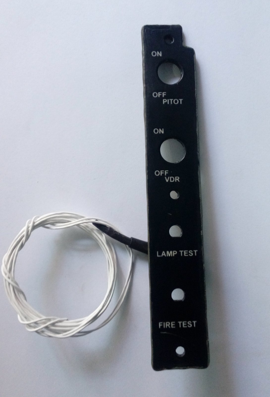 ILCP-2 cockpit indicator LRU, angled view
